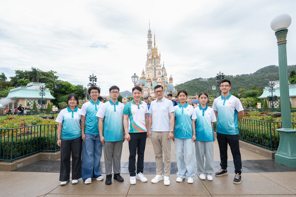 迪士尼樂園遊